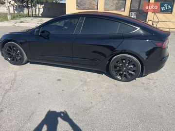 Авто Tesla Model 3 2022 № 7857559