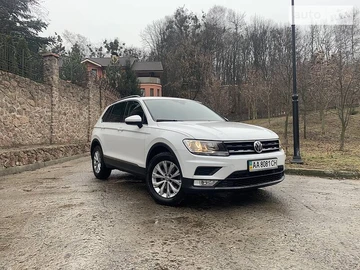 Авто Volkswagen Tiguan 2016 № 7857576