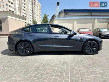 Авто Tesla Model 3 2024 № 7857577