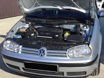 Авто Volkswagen Golf 2000 № 7857648