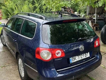 Авто Volkswagen Passat 2010 № 7857796