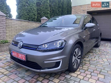 Авто Volkswagen E-Golf 2016 № 7857831