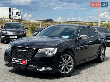 Авто Chrysler 300 2018 № 7857931