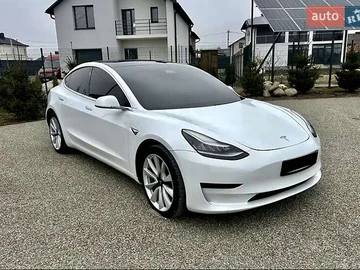 Авто Tesla Model 3 2018 № 7857974