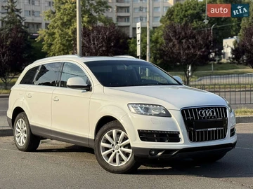 Авто Audi Q7 2012 № 7858080