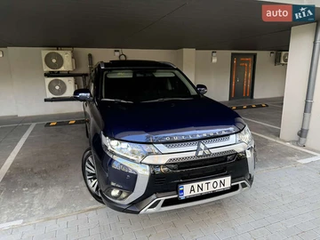 Авто Mitsubishi Outlander 2021 № 7858083