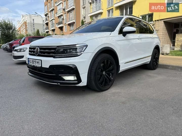 Авто Volkswagen Tiguan 2017 № 7858085