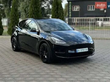 Авто Tesla Model Y 2023 № 7858112