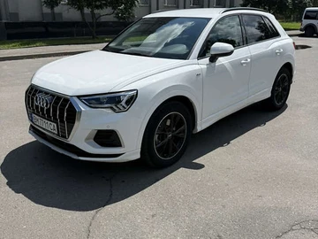 Авто Audi Q3 2022 № 7858119