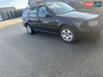 Авто Volkswagen Golf 2000 № 7858245