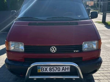 Авто Volkswagen Transporter 2000 № 7858383