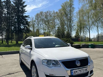Авто Volkswagen Passat 2010 № 7858407