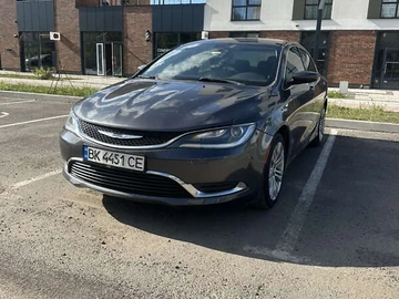 Авто Chrysler 200 2015 № 7858420