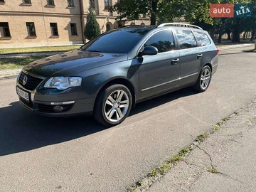 Авто Volkswagen Passat 2010 № 7858448