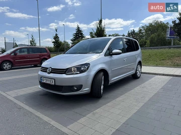 Авто Volkswagen Touran 2014 № 7858525