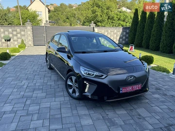 Авто Hyundai Ioniq Electric 2017 № 7858549