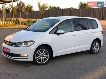 Авто Volkswagen Touran 2016 № 7858610
