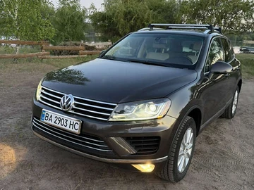 Авто Volkswagen Touareg 2015 № 7858633
