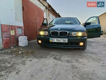 Авто BMW 5 Series 2002 № 7858977