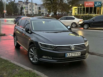 Авто Volkswagen Passat 2018 № 7859187