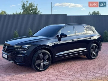 Авто Volkswagen Touareg 2020 № 7859207