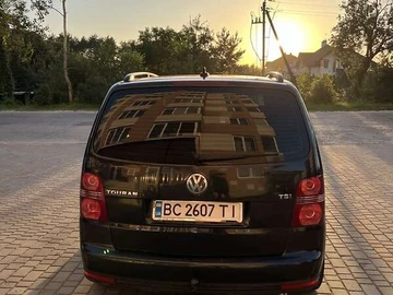 Авто Volkswagen Touran 2007 № 7859263
