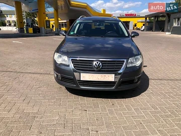 Авто Volkswagen Passat 2010 № 7859282