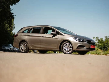 Авто Opel Astra 2015 № 7859300
