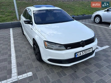 Авто Volkswagen Jetta 2011 № 7859472