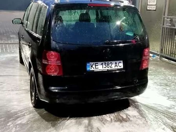 Авто Volkswagen Touran 2006 № 7859754