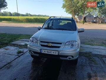 Авто Chevrolet Niva 2015 № 7859781