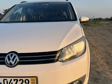 Авто Volkswagen Touran 2011 № 7859826