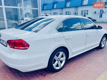 Авто Volkswagen Passat 2012 № 7859868