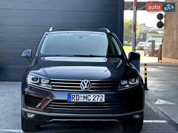 Авто Volkswagen Touareg 2015 № 7859897