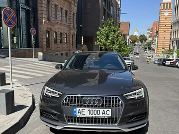 Авто Audi A4 2018 № 7859951