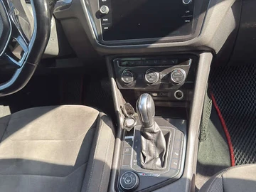 Авто Volkswagen Tiguan 2019 № 7859953