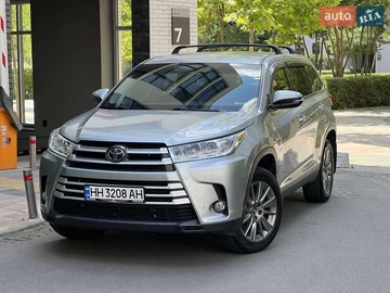 Авто Toyota Highlander 2018 № 7859958