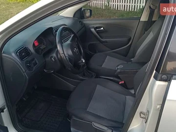 Авто Volkswagen Polo 2013 № 7860080