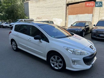 Авто Peugeot 308 2010 № 7860086