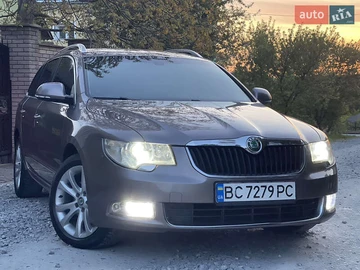 Авто Skoda Superb 2010 № 7860149