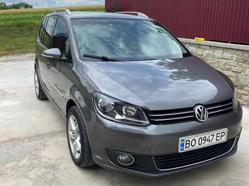 Авто Volkswagen Touran 2010 № 7860168