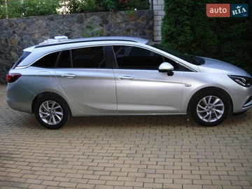 Авто Opel Astra 2018 № 7860182
