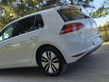 Авто Volkswagen E-Golf 2014 № 7860183