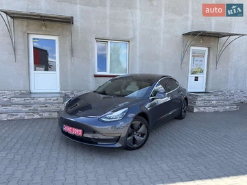 Авто Tesla Model 3 2019 № 7860234
