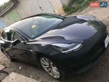 Авто Tesla Model 3 2018 № 7860282