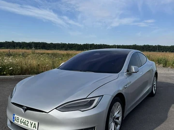 Авто Tesla Model S 2018 № 7860334
