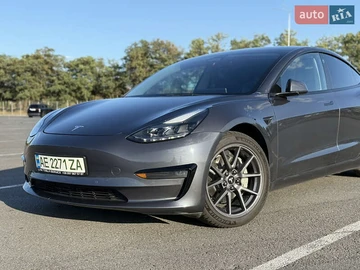 Авто Tesla Model 3 2022 № 7860346