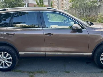 Авто Volkswagen Touareg 2012 № 7860351
