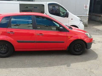 Авто Ford Fiesta 2007 № 7860415