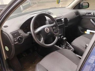 Авто Volkswagen Golf 1999 № 7860421